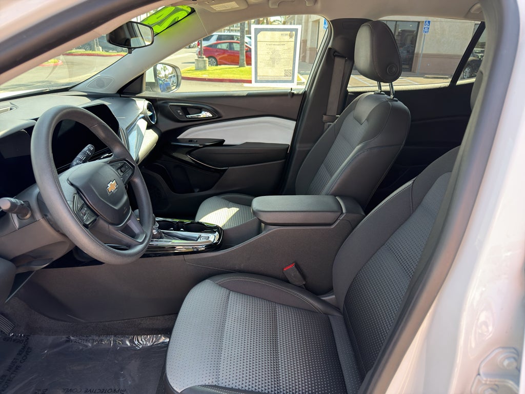 2024 Chevrolet Trax FWD 4dr LT