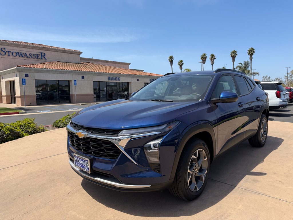 2024 Chevrolet Trax LT's photo