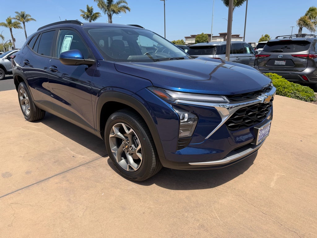 2024 Chevrolet Trax FWD 4dr LT