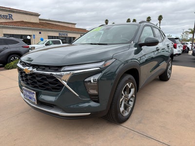 2025 Chevrolet Trax FWD 4dr LT