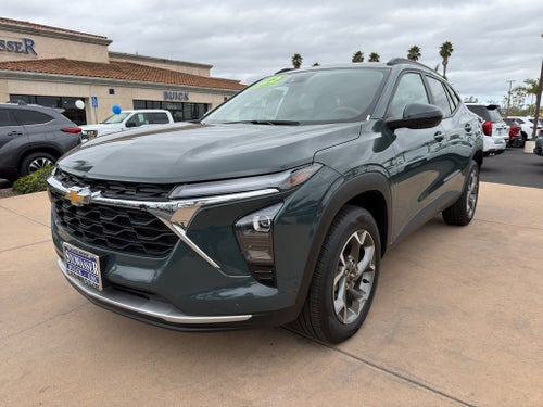 2025 Chevrolet Trax FWD 4dr LT