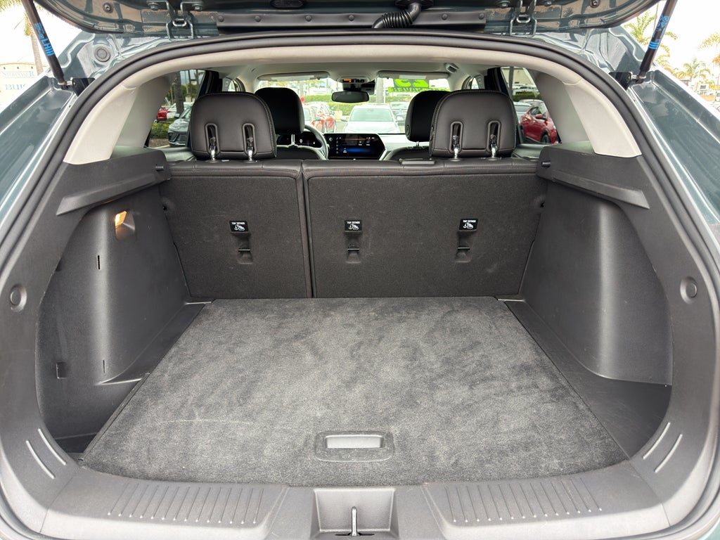 2025 Chevrolet Trax FWD 4dr LT