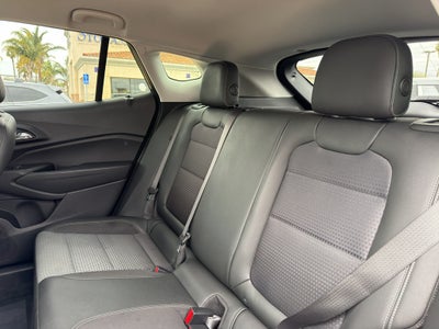 2025 Chevrolet Trax FWD 4dr LT