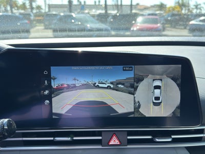 2024 Hyundai Elantra Limited IVT