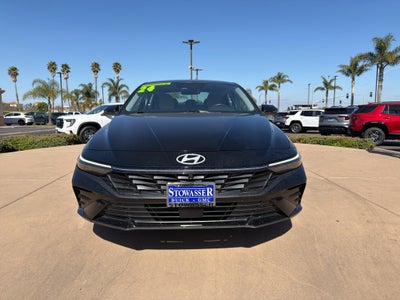 2024 Hyundai Elantra Limited IVT