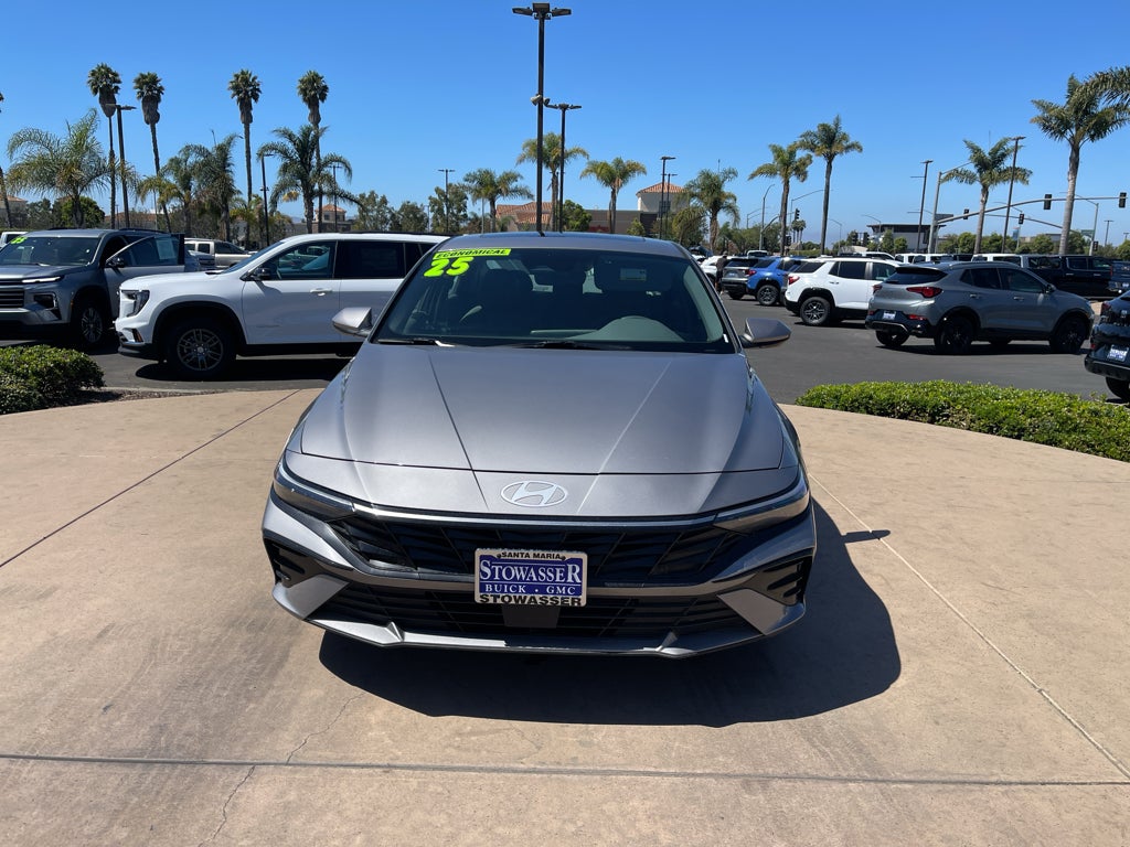 2025 Hyundai Elantra SEL Convenience IVT