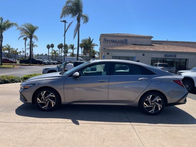 2025 Hyundai Elantra SEL Convenience IVT