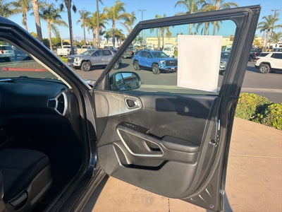 2024 Kia Soul LX IVT