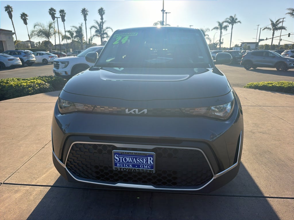2024 Kia Soul LX IVT