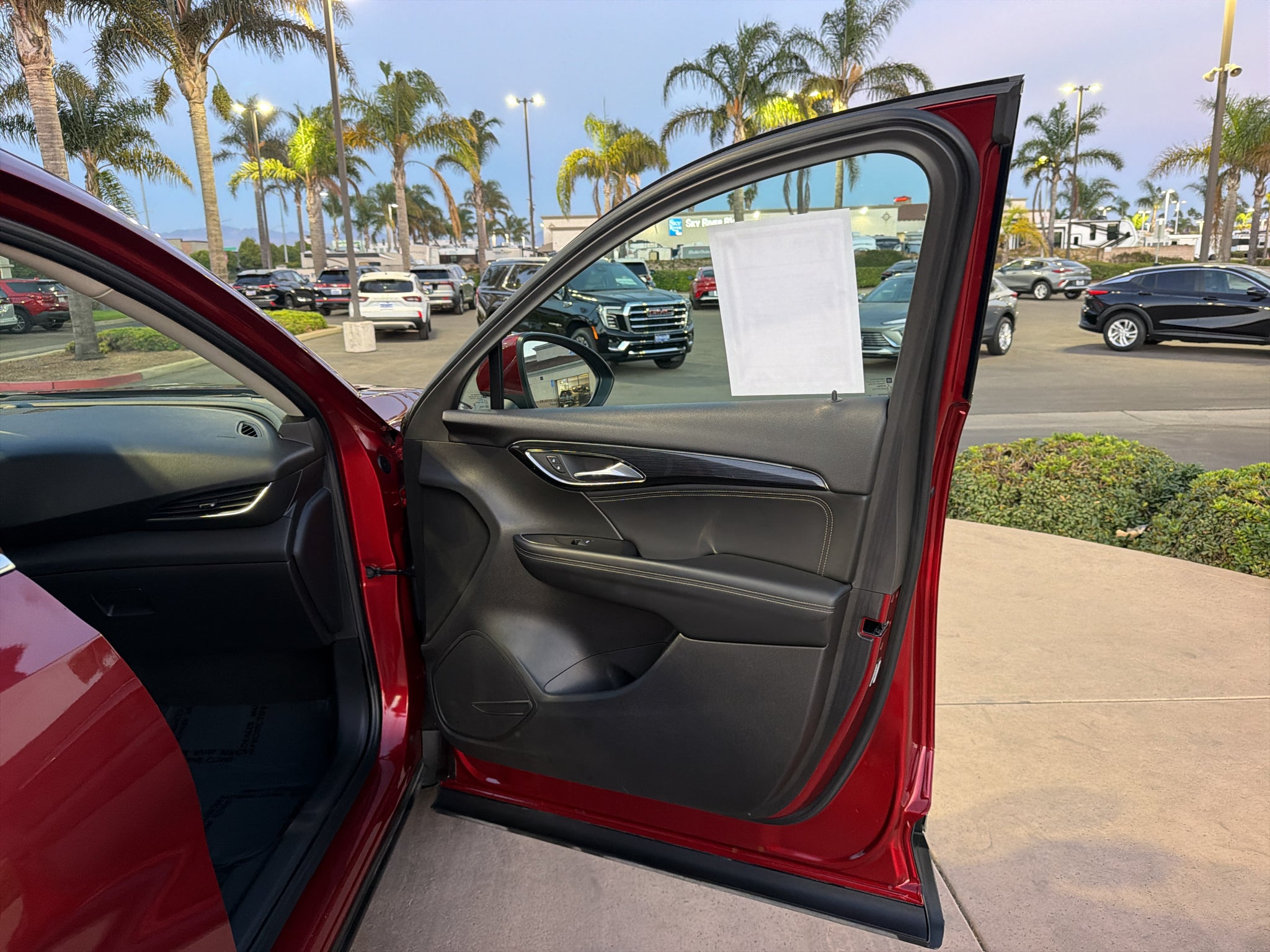 2023 Buick Envision FWD 4dr Essence