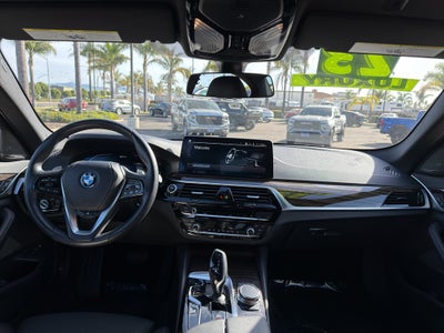 2023 BMW 5 Series Plug-In Hybrid