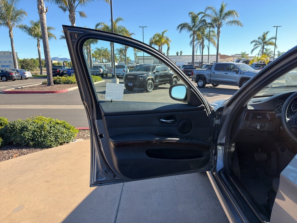 2011 BMW 3 Series Sedan