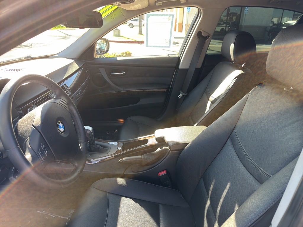 2011 BMW 3 Series Sedan