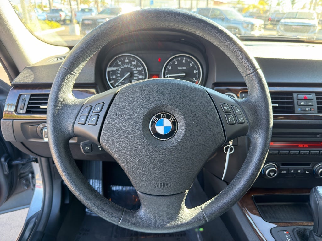 2011 BMW 3 Series Sedan