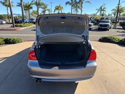 2011 BMW 3 Series Sedan